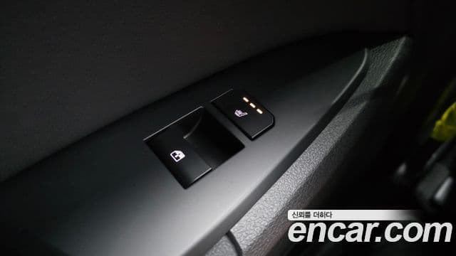 Kia Sportage 2025 — Photo 12/35