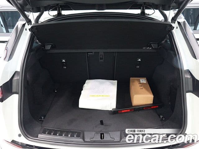 Land Rover Range Rover Evoque 2025 — Фото 15/20