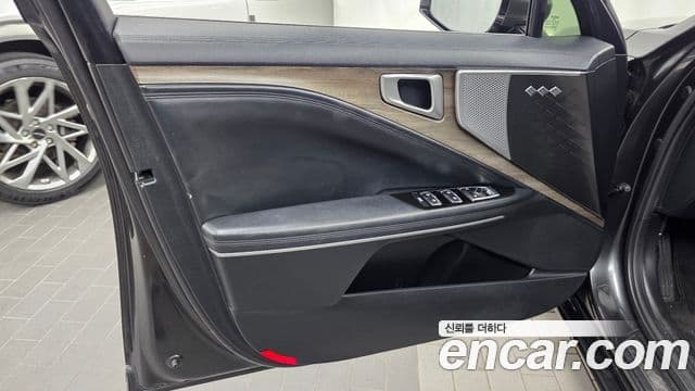 Kia K8 2021 — Photo 22/33