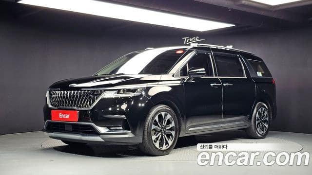 Kia Carnival 2020 — Фото 1/20