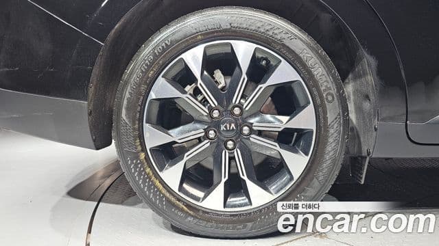 Kia Carnival 2020 — Фото 5/20