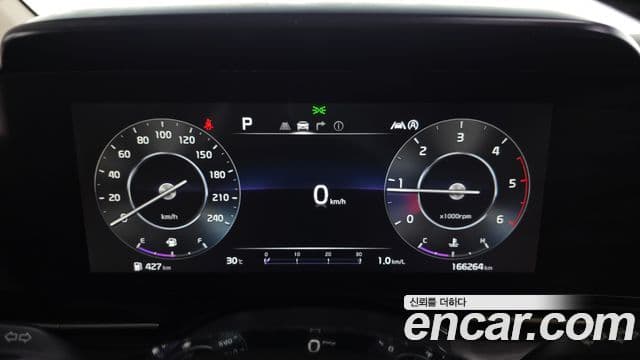 Kia Carnival 2020 — Фото 8/20