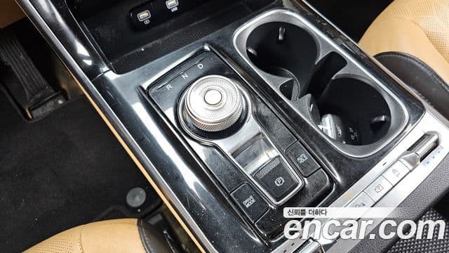 Kia Carnival 2020 — Фото 9/20