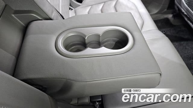 Volkswagen Touareg 2020 — Photo 7/30