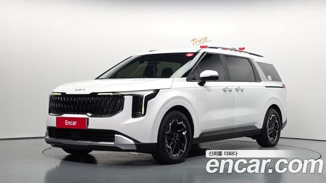 Kia Carnival 2024 — Фото 1/20