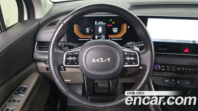 Kia Carnival 2024 — Фото 13/20