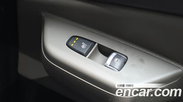 Kia Carnival 2024 — Фото 19/20