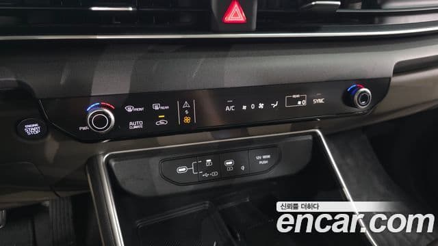 Kia Carnival 2024 — ფოტო 30/30