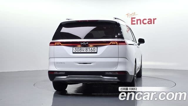 Kia Carnival 2022 — Фото 4/20