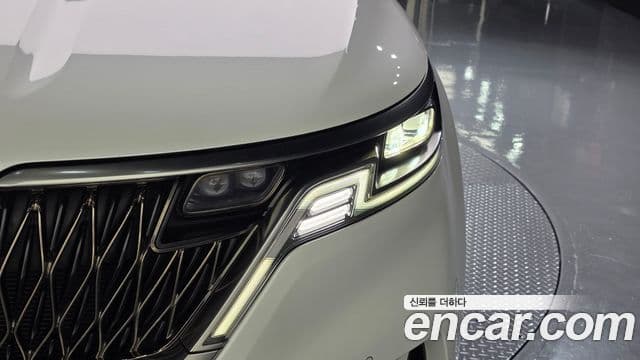 Kia Carnival 2022 — Photo 14/33