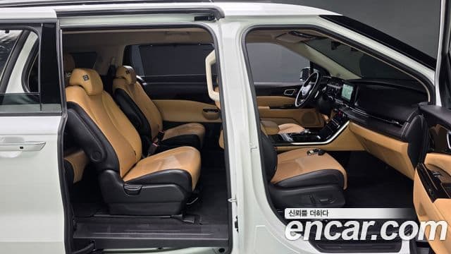 Kia Carnival 2022 — Photo 33/33