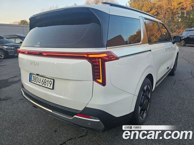 Kia Carnival 2024 — Фото 4/20