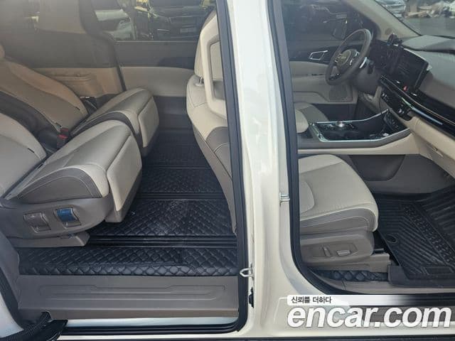 Kia Carnival 2024 — Фото 14/20