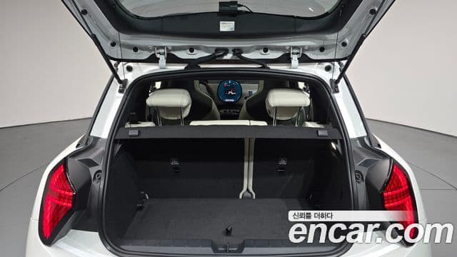 Mini Cooper Electric 2024 — Photo 10/34