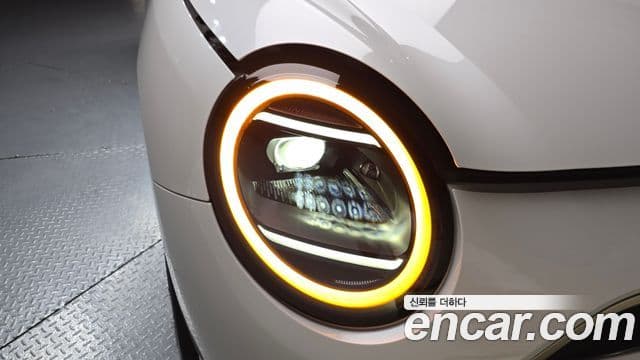 Mini Cooper Electric 2024 — Photo 27/34