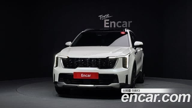 Kia Sorento 2023 — Фото 3/20