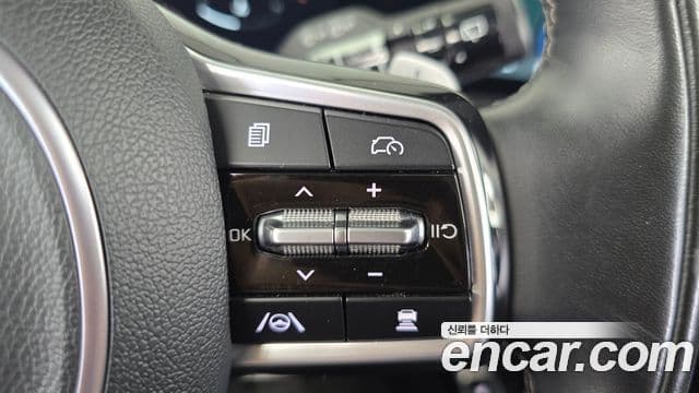 Kia Sorento 2023 — Фото 18/20