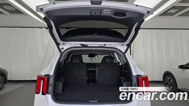 Kia Sorento 2023 — Фото 20/20