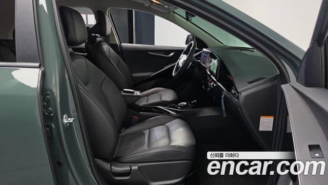 Kia Niro 2024 — Фото 11/20