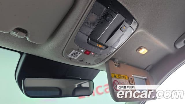 Kia Niro 2024 — Фото 19/20