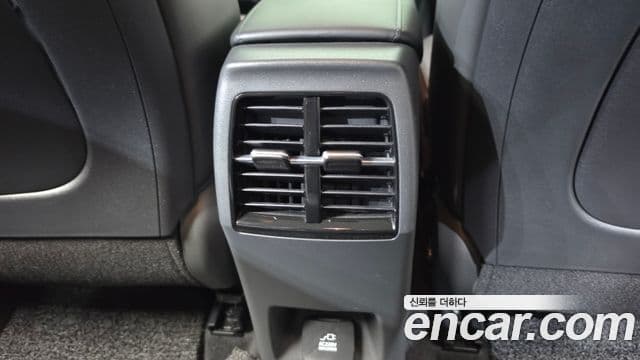 Kia Niro 2024 — ფოტო 27/36