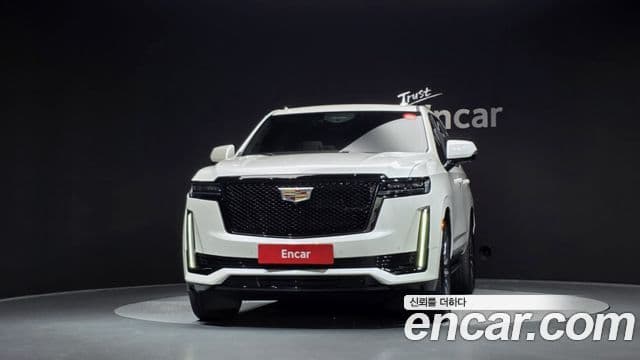 Cadillac Escalade 2021 — Фото 2/20