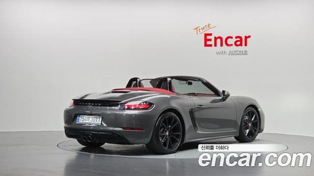 Porsche 718 Boxster 2019 — Фото 2/20