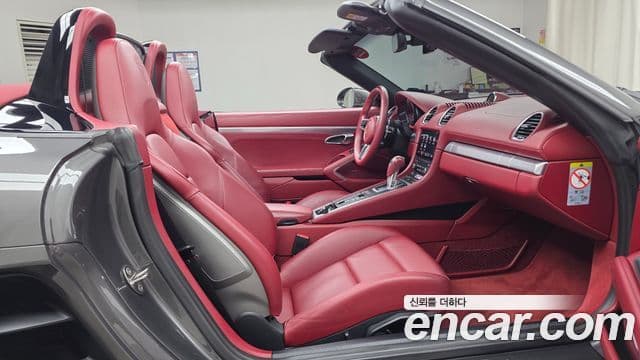 Porsche 718 Boxster 2019 — Фото 11/20