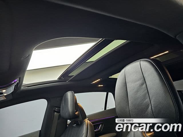 Mercedes-Benz EQS 2022 — ფოტო 8/20