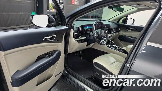 Kia Sportage 2023 — Фото 10/20