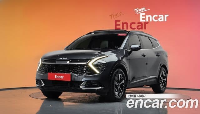 Kia Sportage 2023 — Фото 1/20