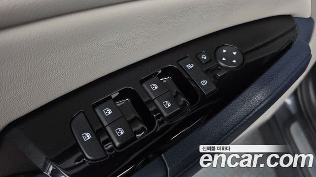 Kia Sportage 2023 — Şəkil 34/38