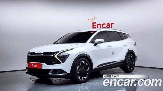 Kia Sportage 2021 — Фото 1/20