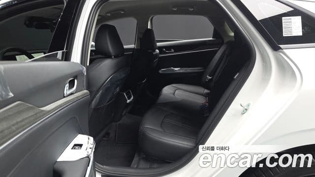 Kia K5 2026 — ფოტო 19/30