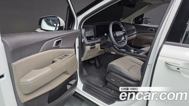 Kia Carnival 2025 — Фото 10/20