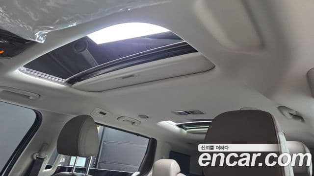 Kia Carnival 2025 — Фото 17/20