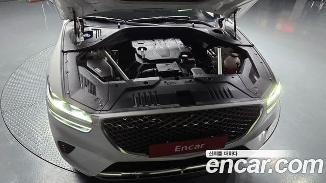 Genesis GV70 2021 — Photo 14/20