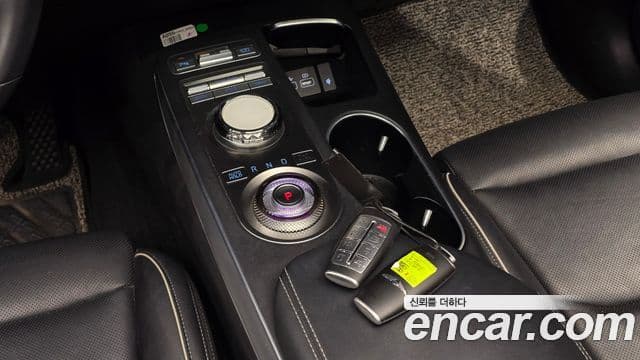 Genesis GV70 2021 — Photo 9/20