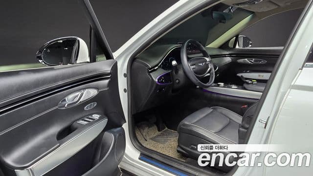 Genesis GV70 2021 — Photo 2/20