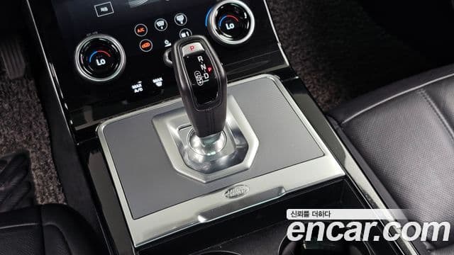 Land Rover Range Rover Evoque 2019 — Photo 7/20