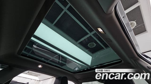 Land Rover Range Rover Evoque 2019 — Photo 4/20