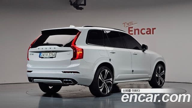 Volvo XC90 2020 — Фото 2/20