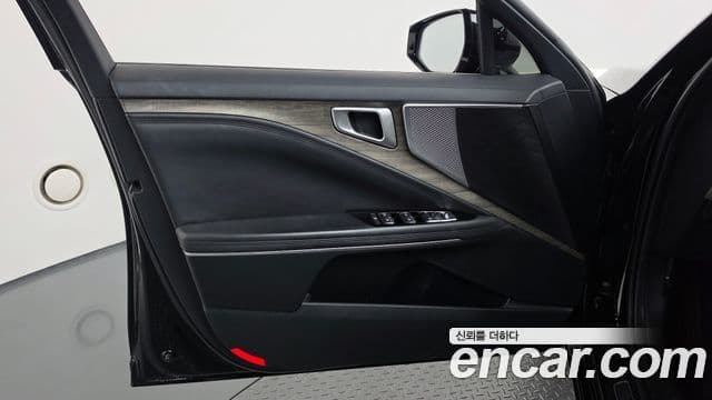 Kia K8 2022 — Photo 22/39