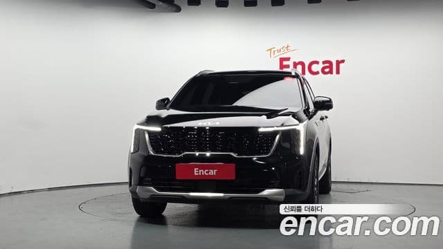Kia Sorento 2024 — Фото 2/20