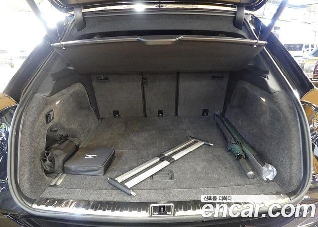 Bentley Bentayga 2025 — Photo 5/20