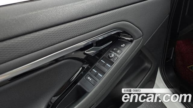 Land Rover Range Rover Evoque 2019 — ფოტო 16/20