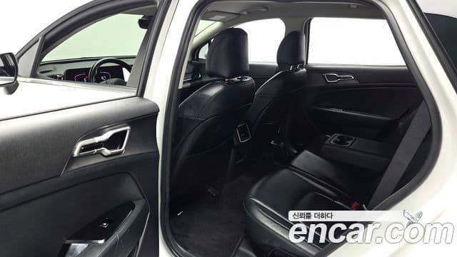 Kia Sportage 2022 — Фото 11/20