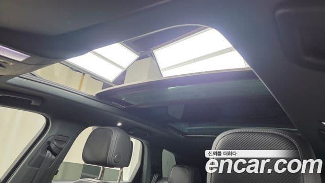 Volkswagen Touareg 2023 — Photo 15/37
