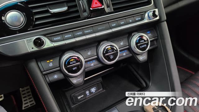 Genesis G70 2019 — Şəkil 25/33