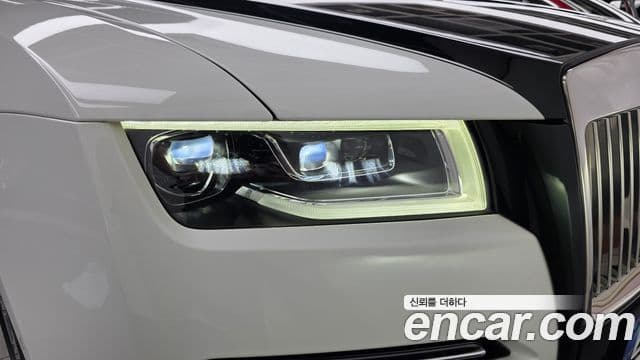 Rolls-Royce Ghost 2023 — Photo 32/36